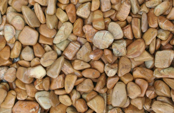 PEBBLES KASHMIRI POLISHED WOODGRAIN 20-30MM [CLR:20KG]