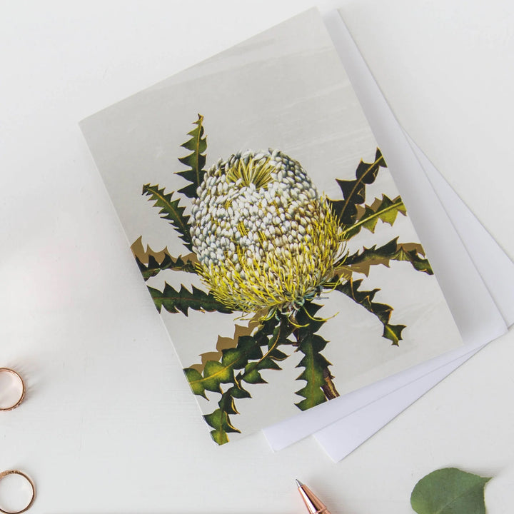 CARD THE WHITE COLLECTION BANKSIA 11.5CM X 16CM